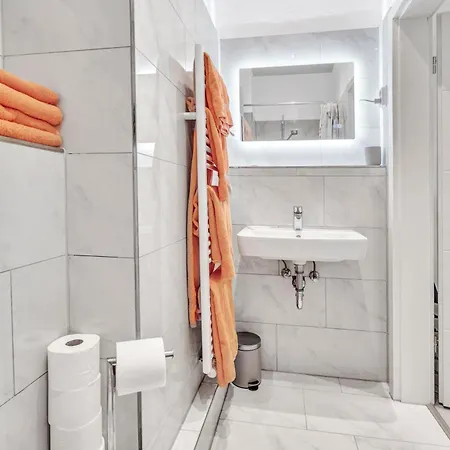 Jakse-apartments - Urban Jungle - Lage & Flexibler Checkin Appartement