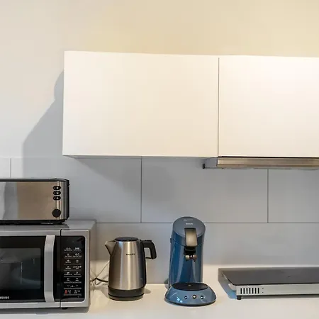 Jakse-apartments - Urban Jungle - Lage & Flexibler Checkin Apartment *